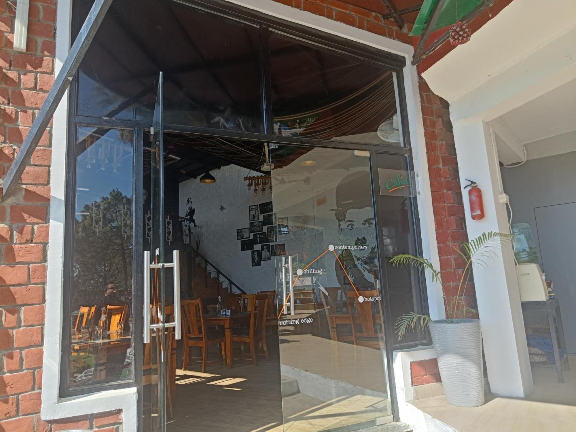 Zone Connect By The Park, Lansdowne酒店 外观 照片